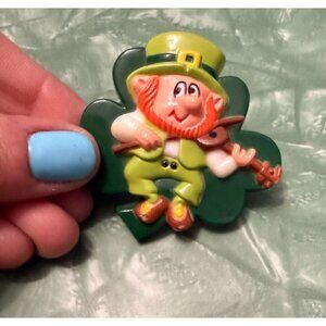 VTG St Patrick's Day Leprechaun Playing Violin Shamrock Irish Ireland Novelty Pi